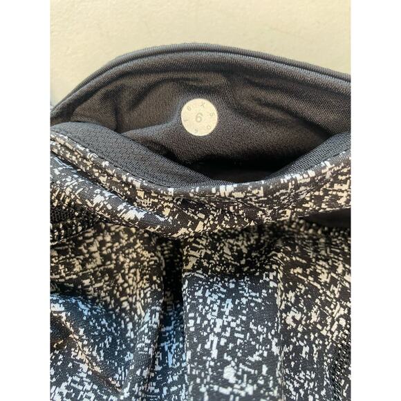 Lululemon Pants Womens Size 6 Run Inspire Tight II Mesh Black White EUC Leggings - Picture 4 of 11
